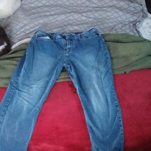 Eddie Bauer Relaxed Fit Blue Jeans